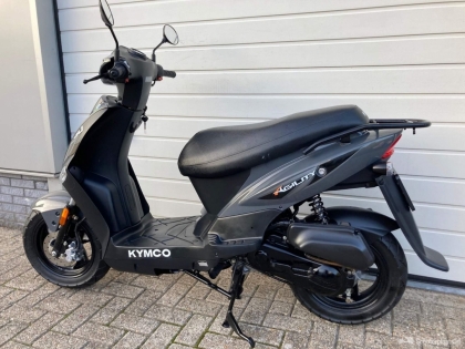 Kymco Agility zwart