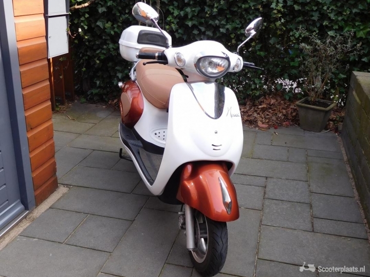 NOVOX C20 - Scooterplaats