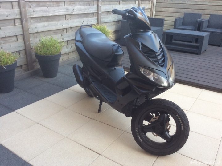 Peugeot Speedfight 2 AC - Scooterplaats
