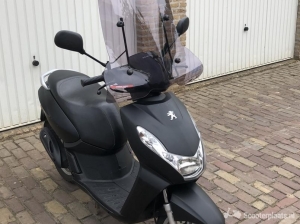 Peugeot kisbee blauw kenteken