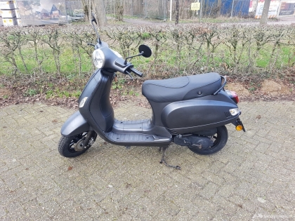 Santini Capri, amper gebruikt