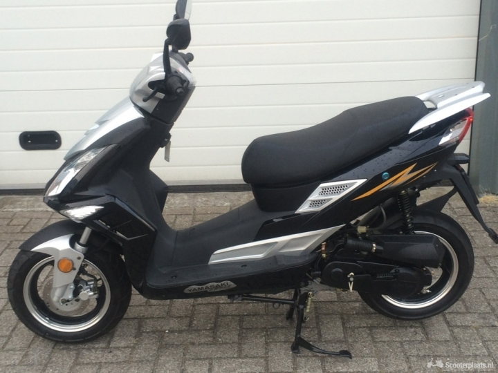 Yamaha Overig zwart