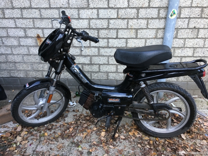 Tomos Funsport'r te koop! Blauw kenteken! - Scooterplaats