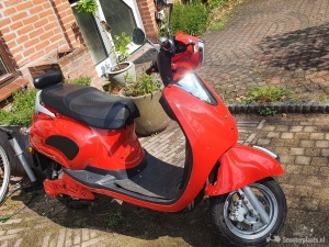 Novox elektrische scooter met nieuwe accus