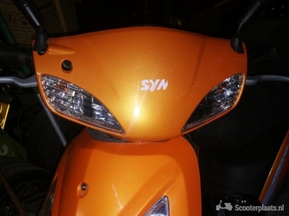 Sym Jet oranje