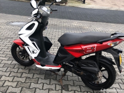 Kymco Super 8