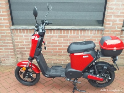 iva electrische scooter