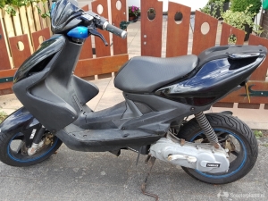 Yamaha aerox r 