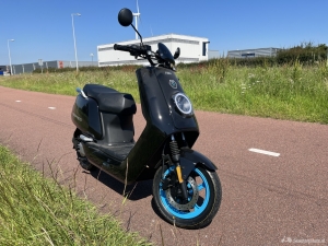 NIU NQI Sport