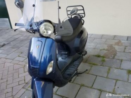 BTC Riva snorscooter blauw