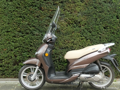 Peugeot Tweet scooter