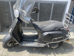 SENZO RIVA LUX scooter