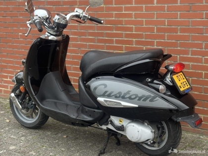 Aprilia Mojito zwart