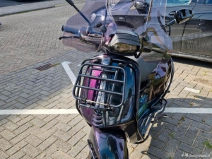 Vespa sprint kameleon