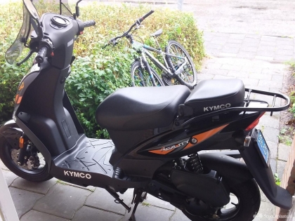 Kymco Agility zwart