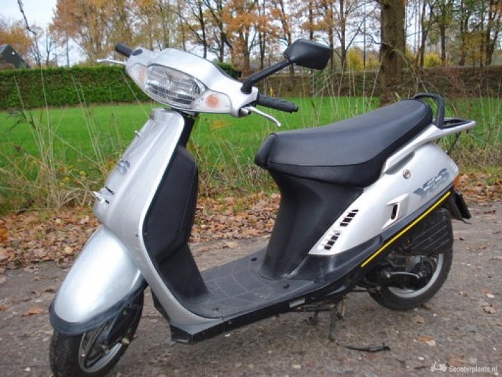 dj kymco - Scooterplaats