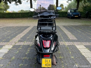 Vespa piaggio sprint luxe uitvoering