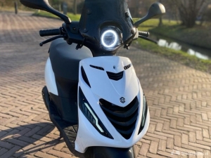 Piaggio Zip wit