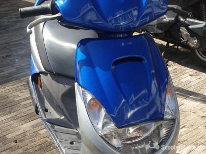 te koop een peugeot scooter