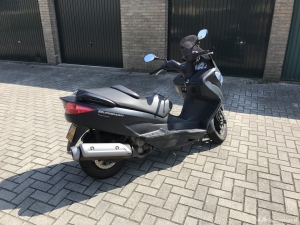 Suzuki Burgman zwart