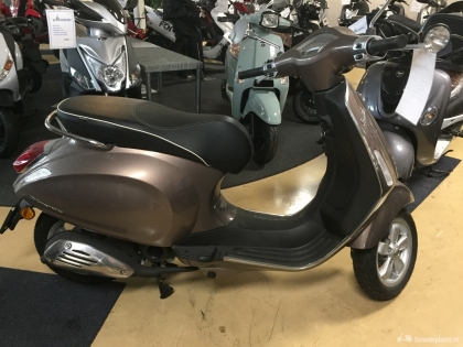 Piaggio Overig bruin