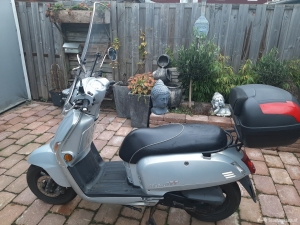 Kymco Like Retro zilver