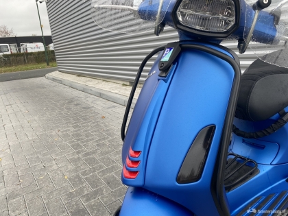 Vespa Sprint blauw