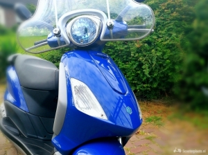 Piaggio Fly blauw