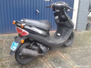 Sym DD50 zwart