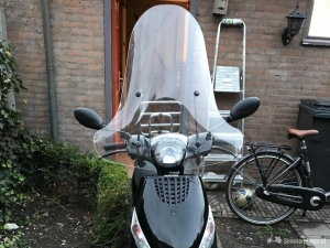Piaggio Zip zwart