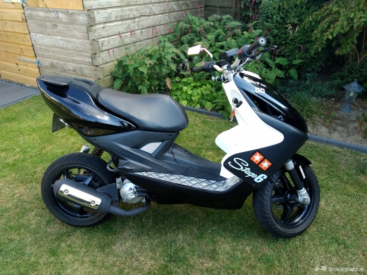 Yamaha Aerox 50cc 2009 met sportstuur - Scooterplaats