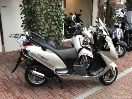 Kymco Grand Dink zeer nette tourscooter