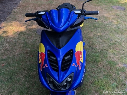 scooter yahama aerox