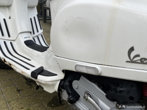 Vespa S wit