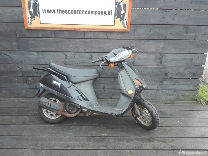 Dj kymco snor - Scooterplaats
