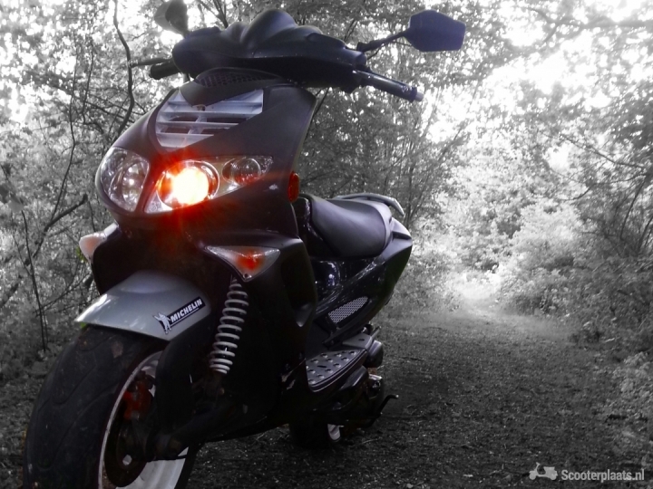 Originele onderdelen Peugeot Speedfight 2 50 2T AC (45km/h) - - De grootste in onderdelen en accessoires voor scooter en brommer
