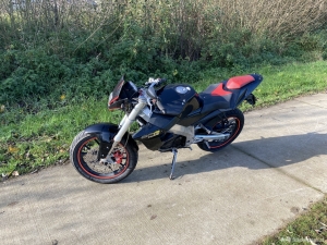 Derbi GPR 50 zwart