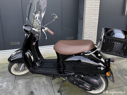 Santini San Remo Scooter italiaans zwart 2019