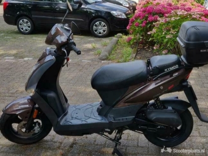 Kymco Agility 45km 2016 - Scooterplaats
