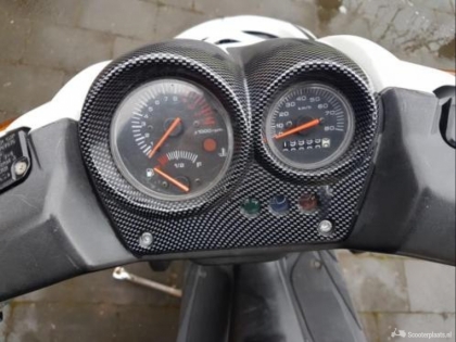 Yamaha Aerox - Scooterplaats