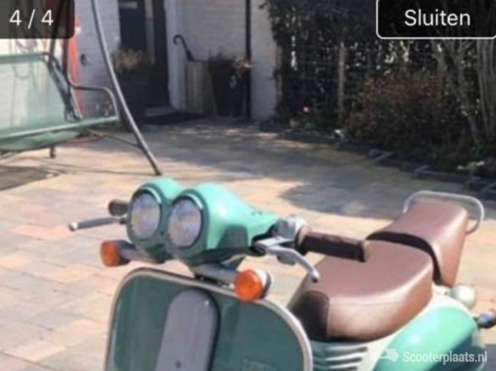 Het is een Italjet - Scooterplaats