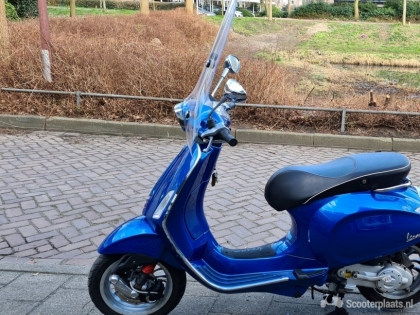 Vespa Sprint blauw