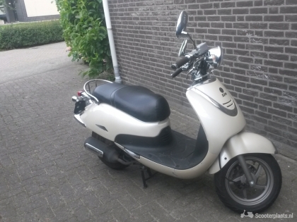 Sym Cello zo goed als nieuw