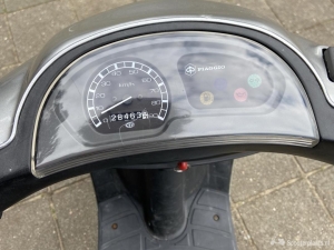 Piaggio Zip grijs