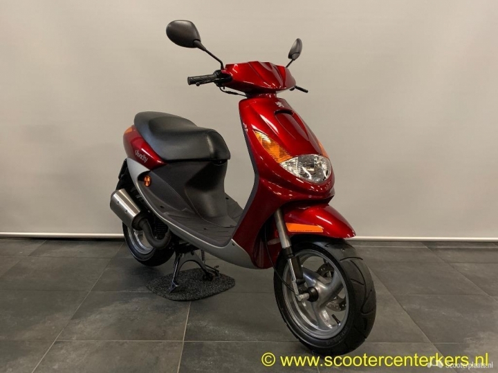 Peugeot Vivacity SNOR SCOOTER ZO GOED ALS NIEUW! L - Scooterplaats