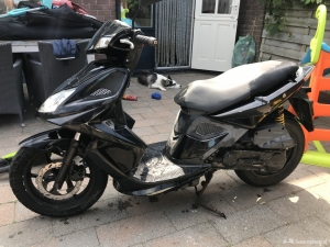 Kymco Super8 zwart