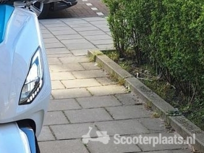 Piaggio one 