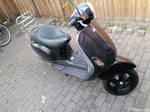 Vespa Overig matzwart