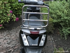 Piaggio Zip zwart