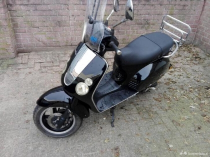 Nette BTC ( Boatian) Classico bromscooter